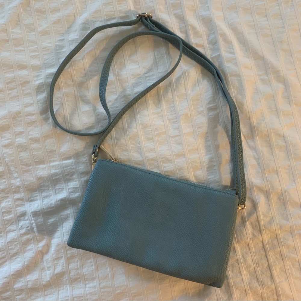Crossbody purse / wristlet / Robins Egg Blue
